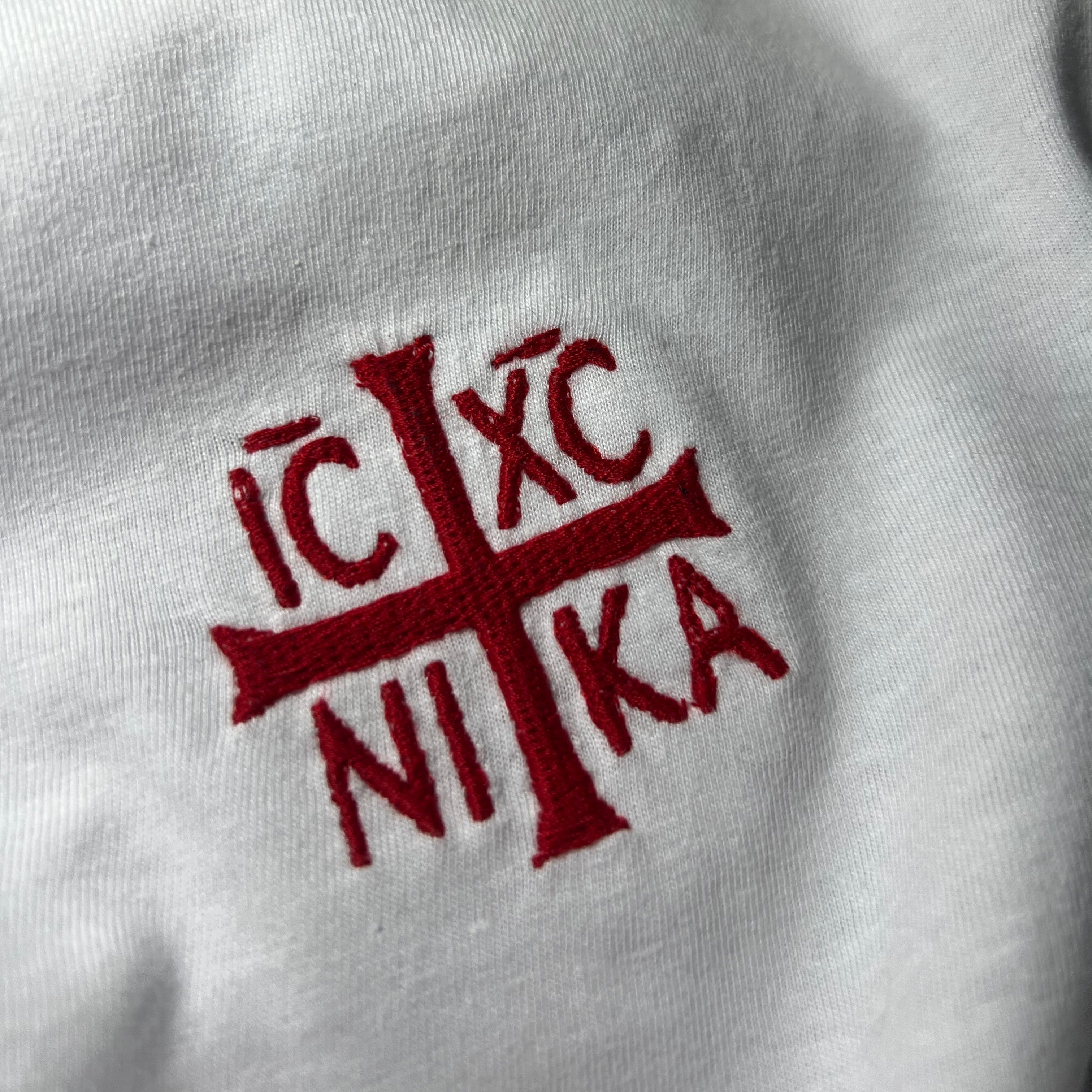 Ιησούς Χριστός Νικά Μπλούζα